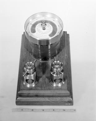 Ayrton & Perry's direct reading spring ammeter