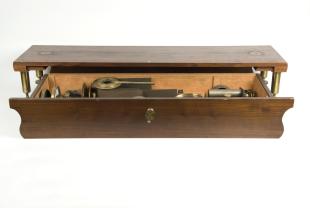 Melloni optical bench with accessories