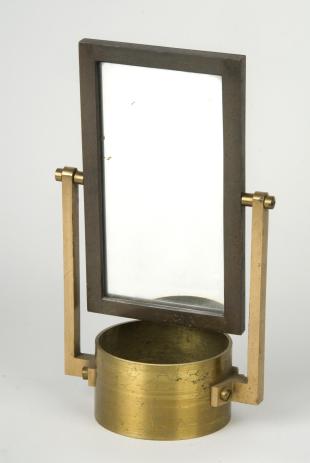 framed mirror on ring base