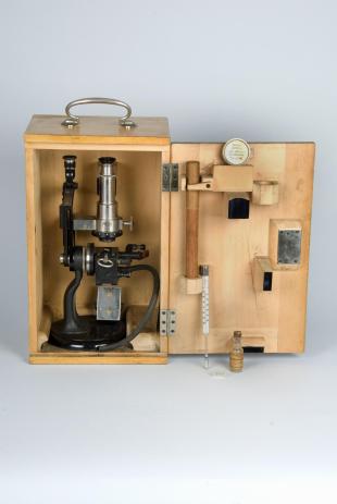 Abbe refractometer, Zeiss Model I