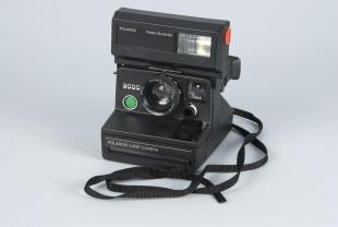 Polariod  instant camera, 3000