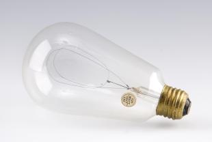 metallized carbon filament lamp