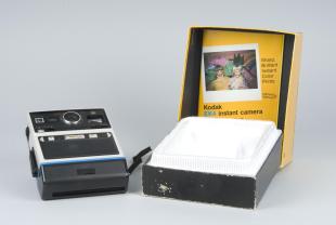 Kodak EK4 instant camera in original carton