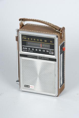 GE model P-977 E  portable solid state transistor AM-FM radio