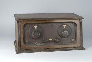 Splitdorf  RV-695 radio receiver
