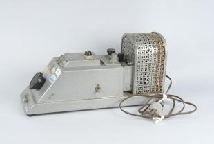 Klett-Summerson photoelectric colorimeter