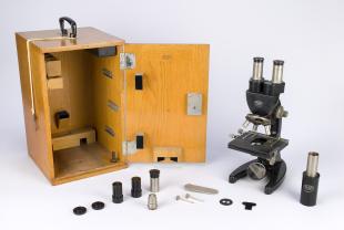 Zeiss stand DSG 2 binocular / monocular compound microscope