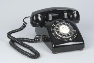 Western Electric rotary dial desk telephone