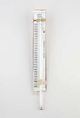 dry bulb thermometer in Kelvin kilograd scale