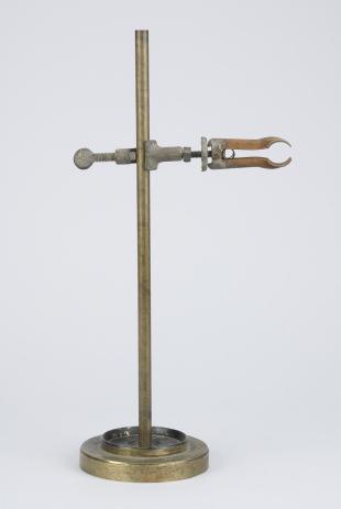 metal support stand with burette clamp