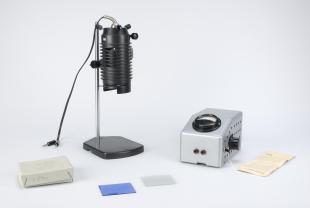 Wild adjustable low-voltage microscope lamp with transformer