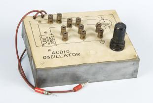 audio oscillator teaching model