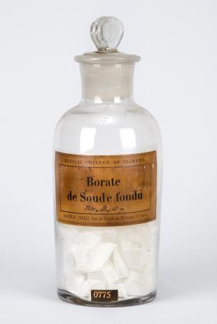 stoppered glass bottle of "Borate de Soude fondu"
