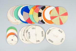 Maxwell disks for use with color wheel