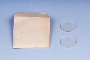 2 frosted glass disks