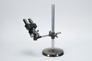 Leitz US II stand binocular compound microscope with Ultropak lamp