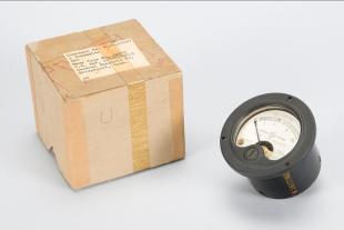 A.C. voltmeter, 0-10, US Navy type