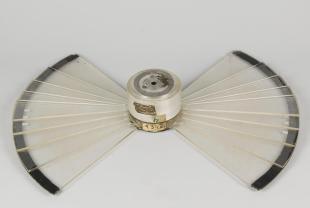 blade-shaped proton-beam range modulator wheel, 4.3 cm
