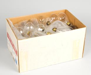 Box of assorted electric light bulbs