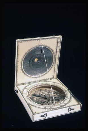 Bloud-type magnetic azimuth, ivory diptych sundial
